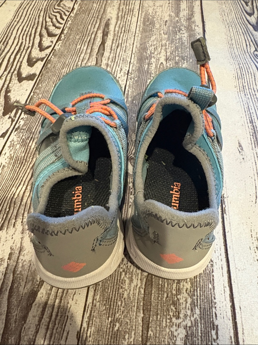 Columbia Kids Teal Hiking Shoes - Picture 4 of 4